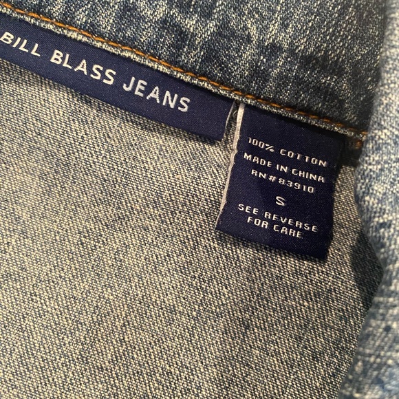 One-of-a-Kind Upcycled Denim Jacket Claude Monet - Picture 5 of 8